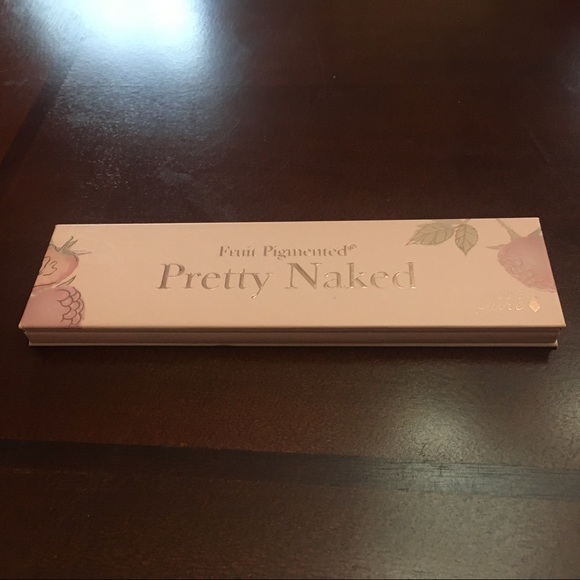 Pretty Naked Palette from 100% Pure - Picture 3 of 3